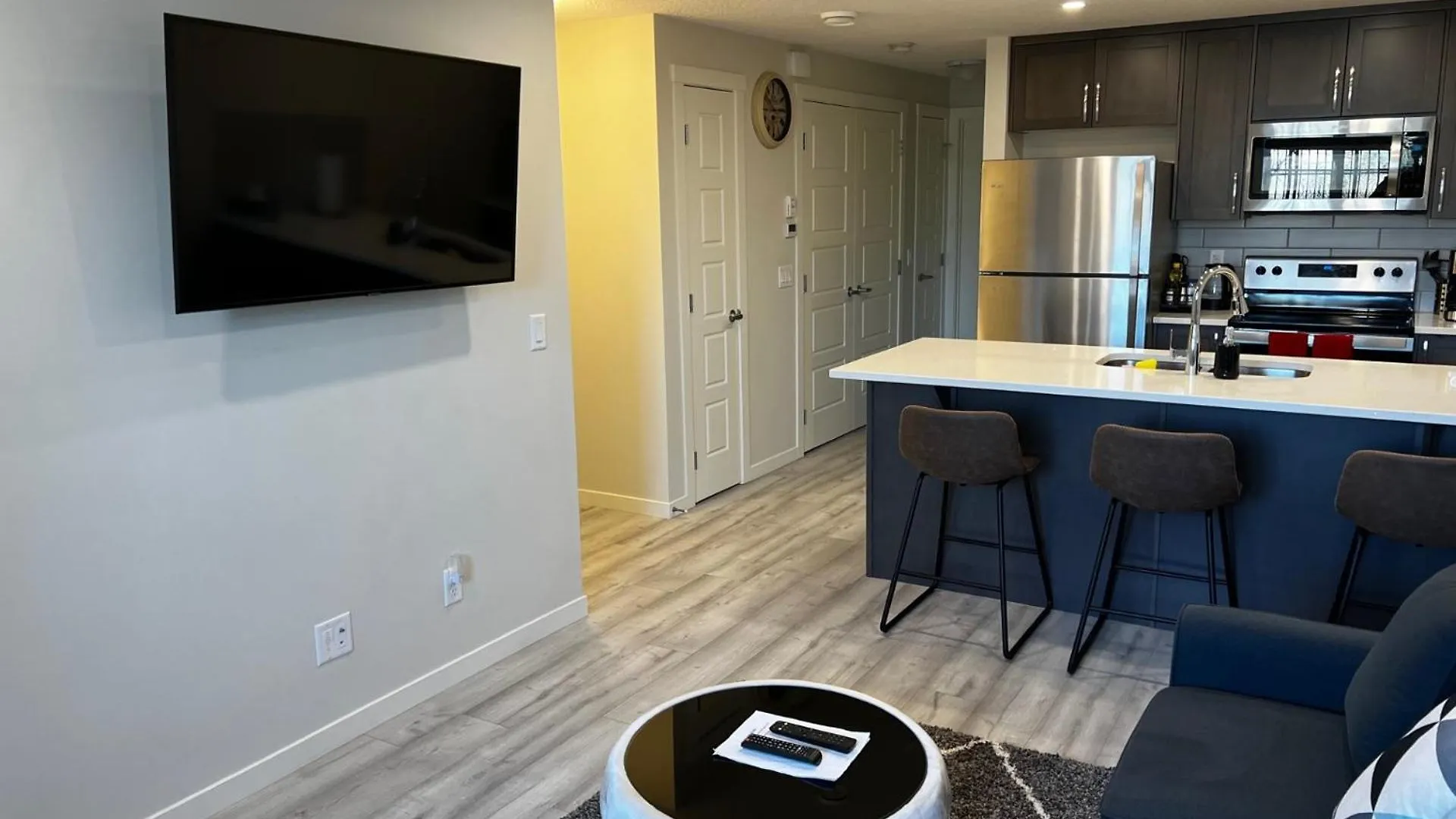 The Waterfront Cozy 1 Bd Suite In Rockland Park, Tuscany Nw 卡加利