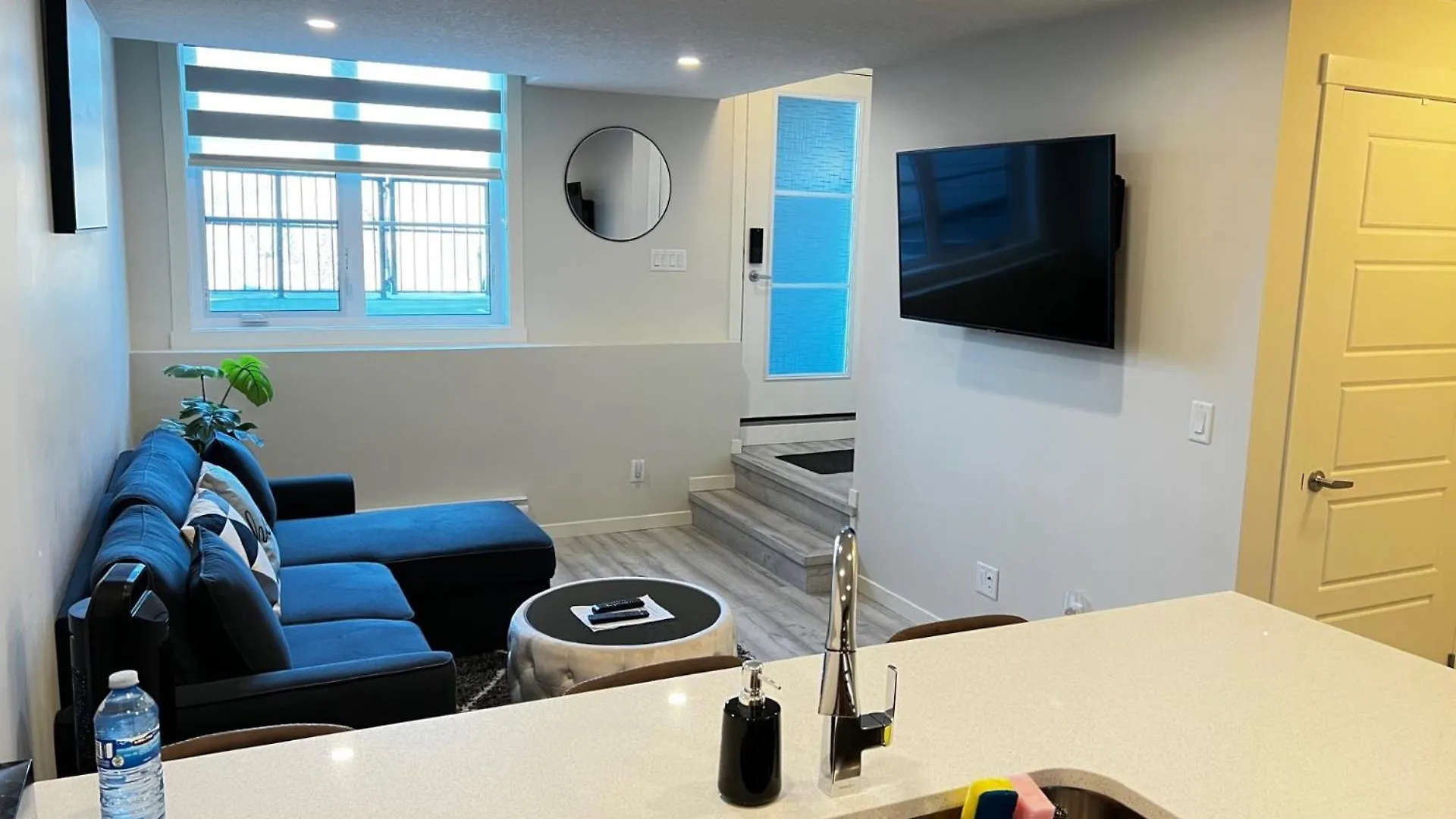 The Waterfront Cozy 1 Bd Suite In Rockland Park, Tuscany Nw 卡加利 加拿大